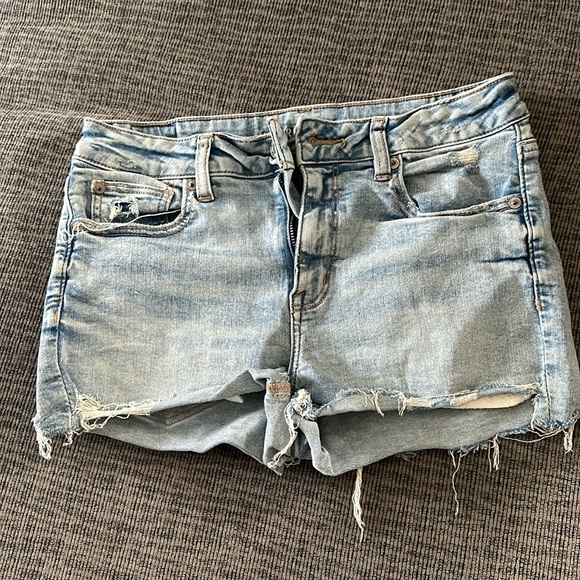 American Eagle Shorts - Picture 1 of 4